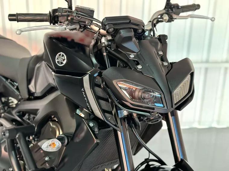 Yamaha MT-09 Preto 6