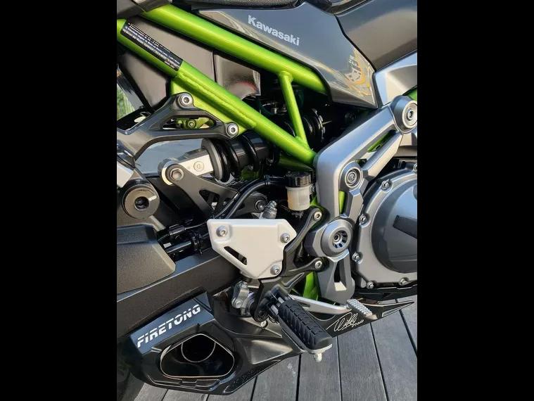 Kawasaki Kawasaki Z Cinza 10