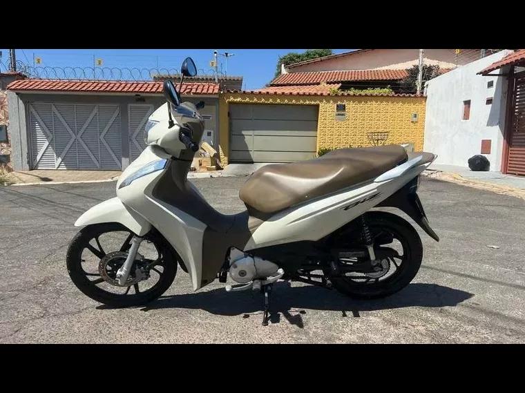 Honda Biz Branco 4