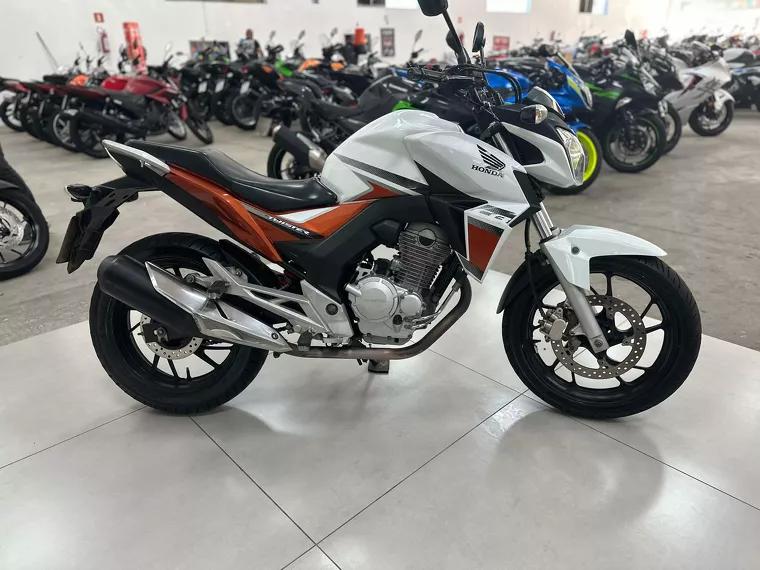 Honda CB Twister Branco 27