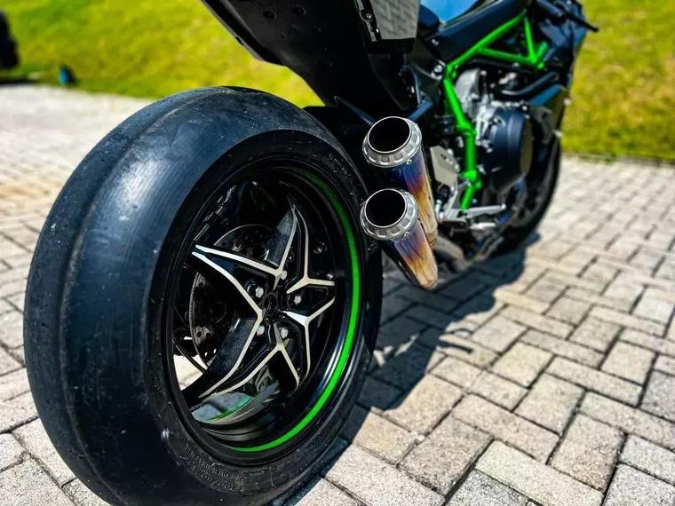 Kawasaki Ninja Prata 6