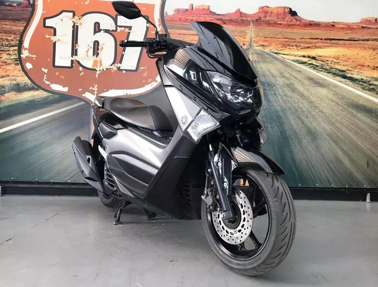 Yamaha Nmax Preto 3