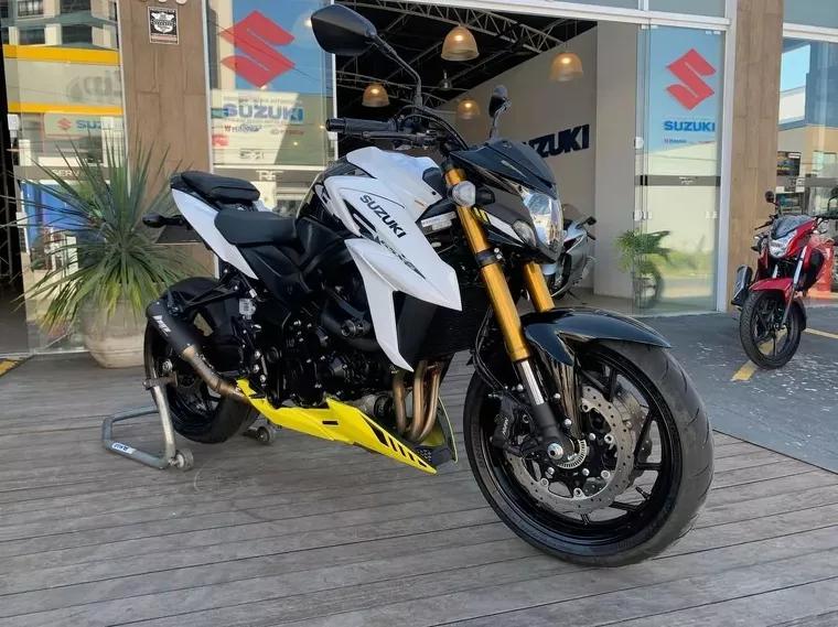 Suzuki GSX-S Preto 1