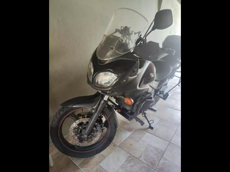 Suzuki V-Strom Preto 2