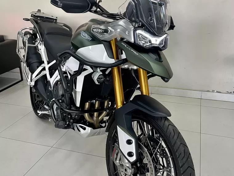 Triumph Tiger 900 Verde 1