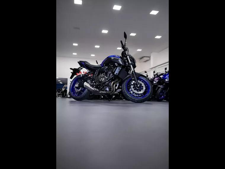 Yamaha MT-07 Cinza 16