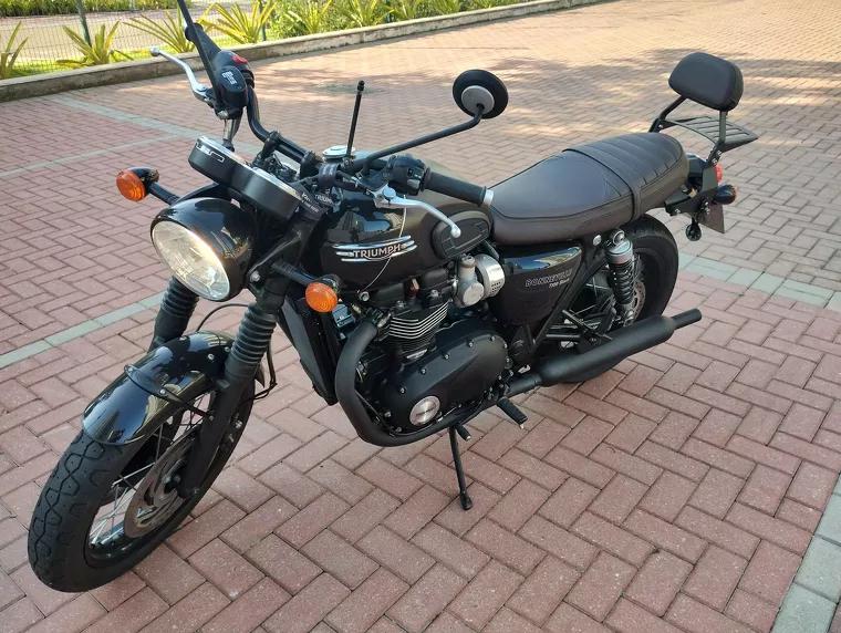 Triumph Bonneville Preto 3