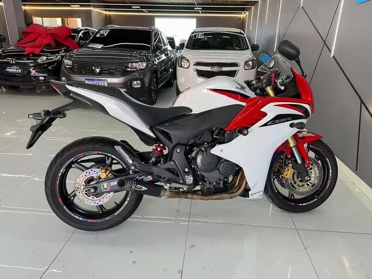 Honda CBR 600 Branco 2