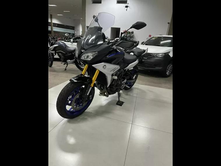 Yamaha MT-09 Preto 17