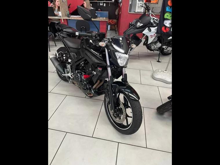 Yamaha MT-03 Preto 14