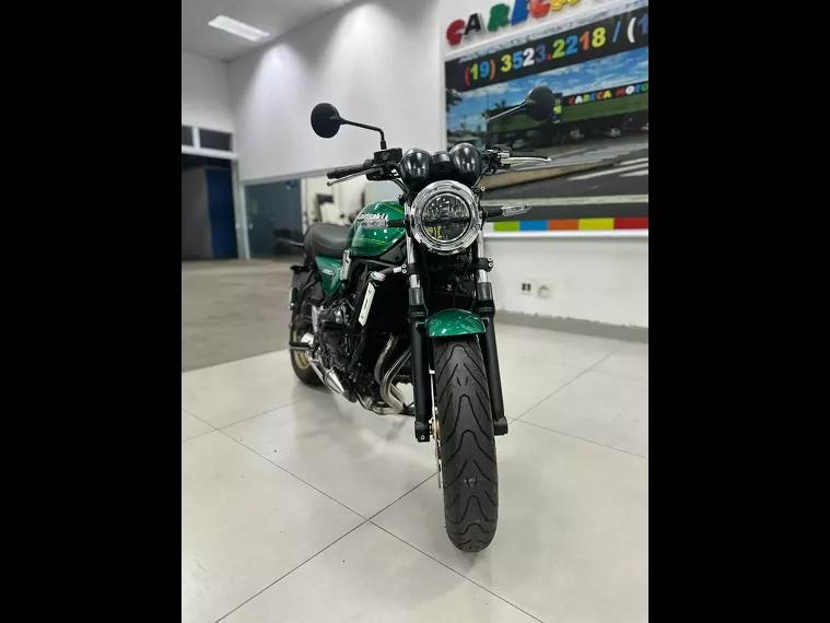 Kawasaki Z 650 Verde 5