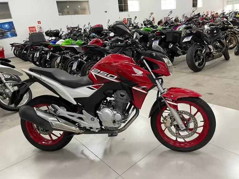 Honda CB Twister Vermelho 3