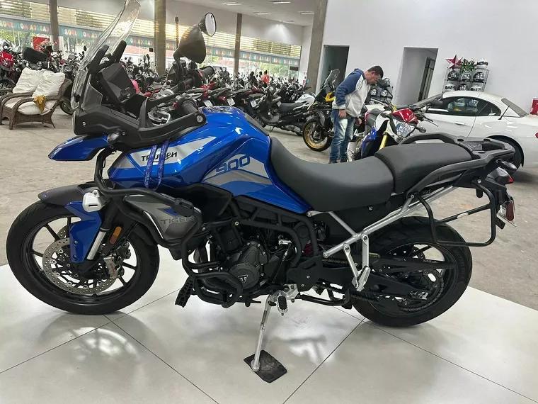 Triumph Tiger 900 Azul 17