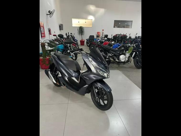 Honda PCX Cinza 10