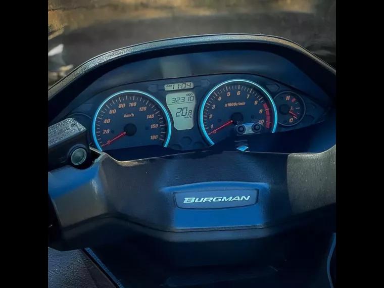 Suzuki Burgman Preto 4