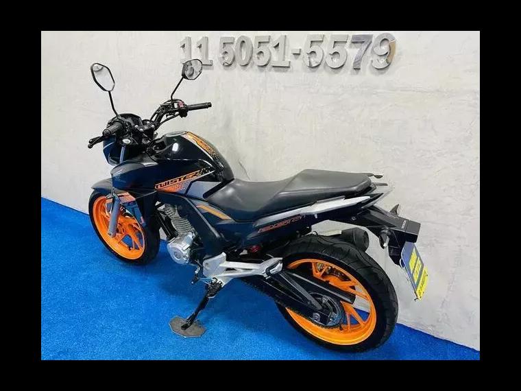 Honda CB Twister Cinza 19