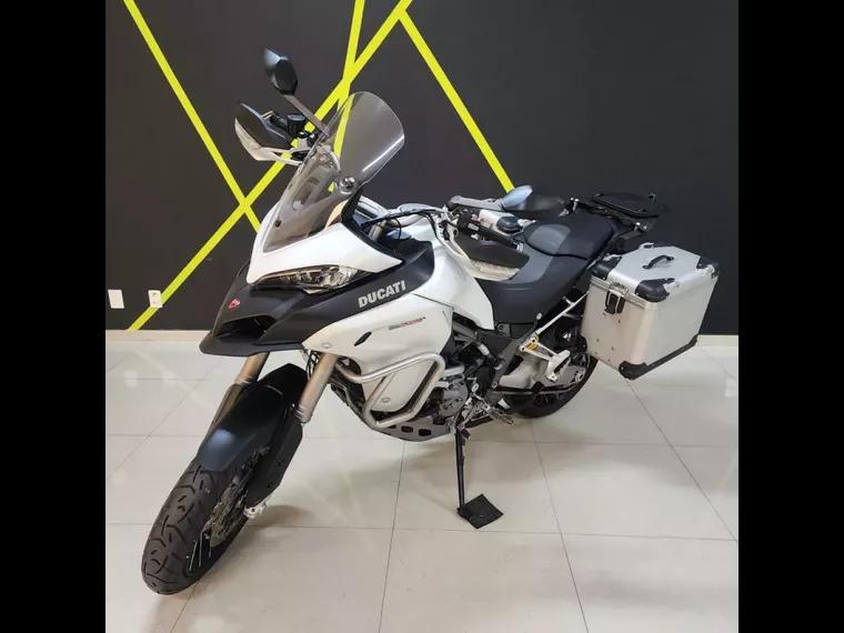 Ducati Multistrada Branco 3