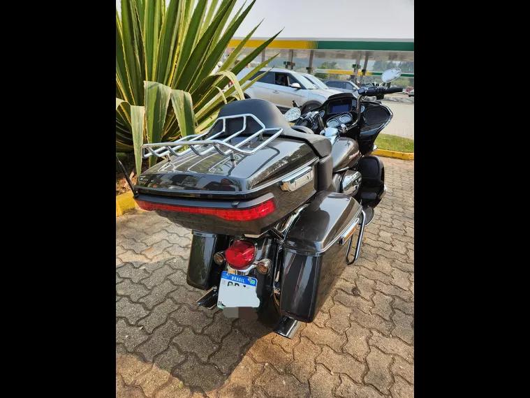 Harley-Davidson Road Glide Cinza 5