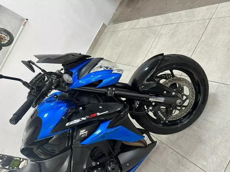 Suzuki GSX-S Azul 21