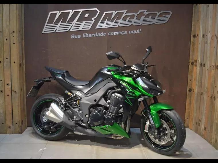 Kawasaki Z Cinza 3