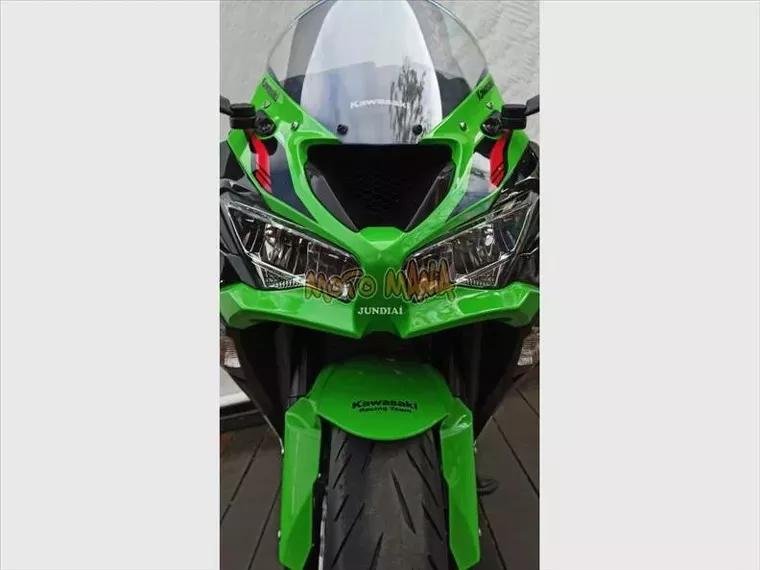 Kawasaki Ninja Verde 11