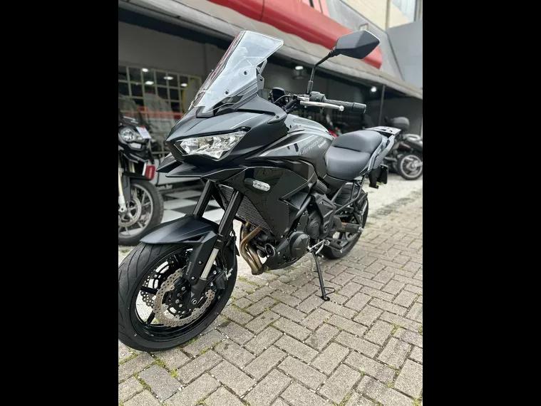 Kawasaki Versys Preto 6