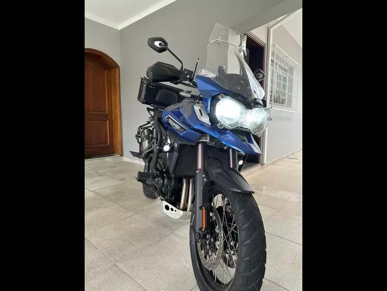 Triumph Tiger 1200 Azul 16