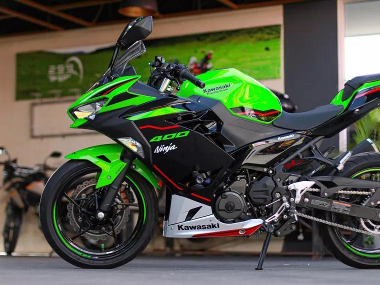 Kawasaki Ninja Verde 9