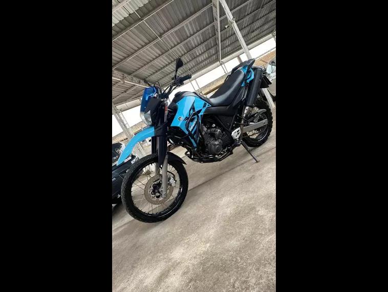 Yamaha XT 660 Azul 3