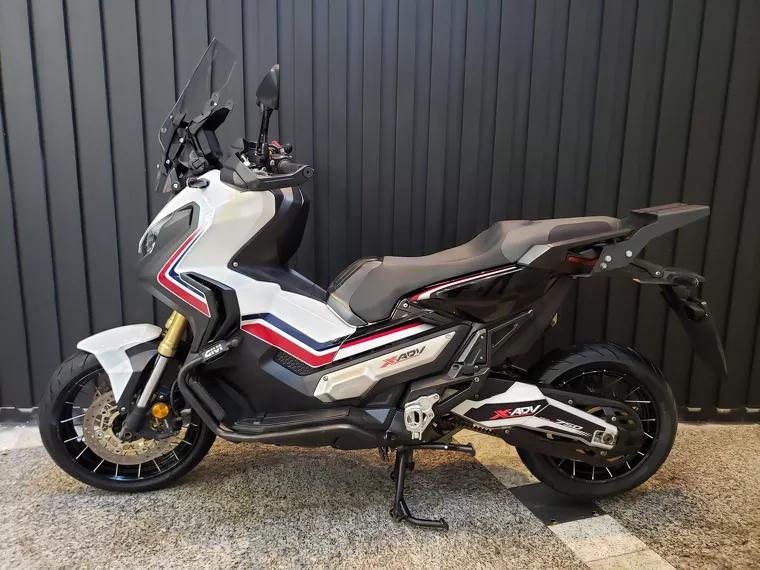 Honda X-Adv Branco 12