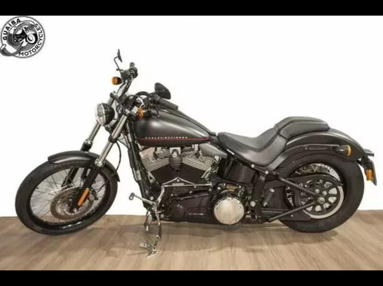 Harley-Davidson Softail Preto 2