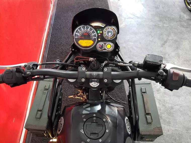 Royal Enfield Himalayan Preto 7