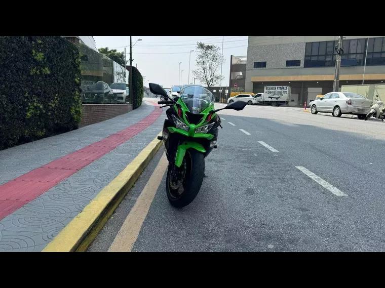 Kawasaki Ninja Verde 2