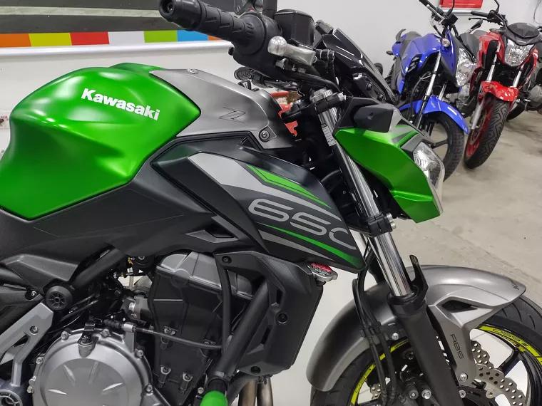 Kawasaki Z 650 Verde 4