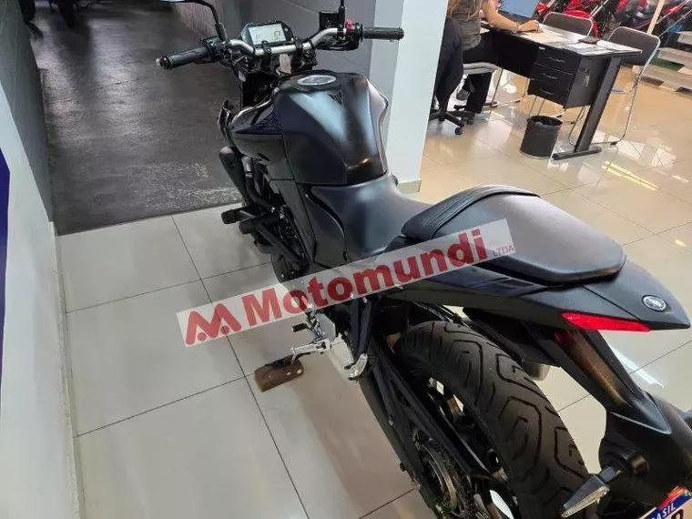 Yamaha MT-03 Preto 13