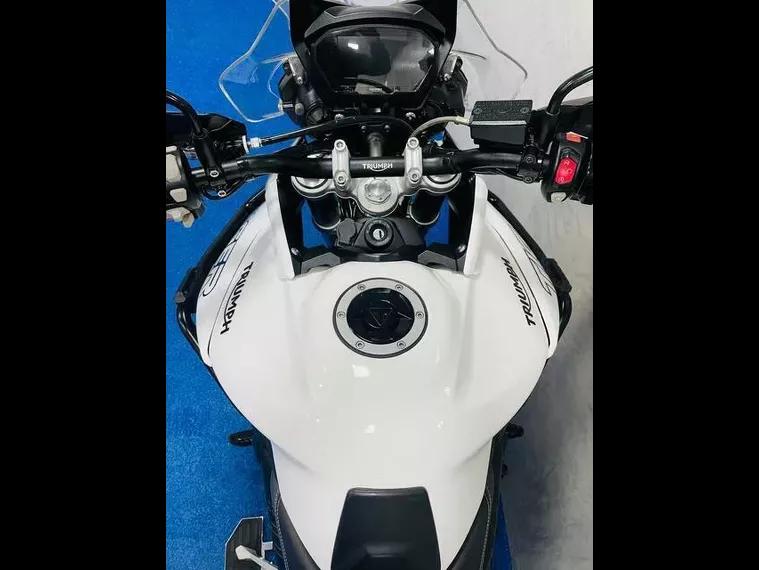 Triumph Tiger 800 Branco 12