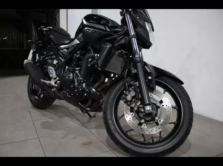 Yamaha MT-03 Preto 18