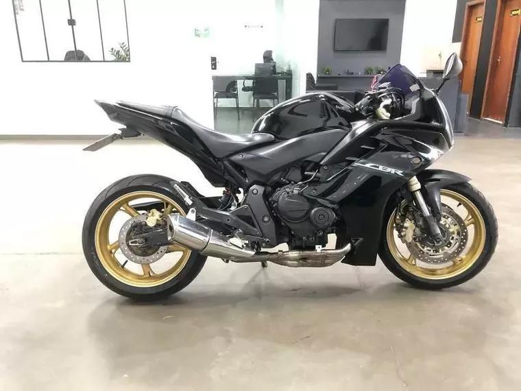 Honda CBR 600 Preto 3