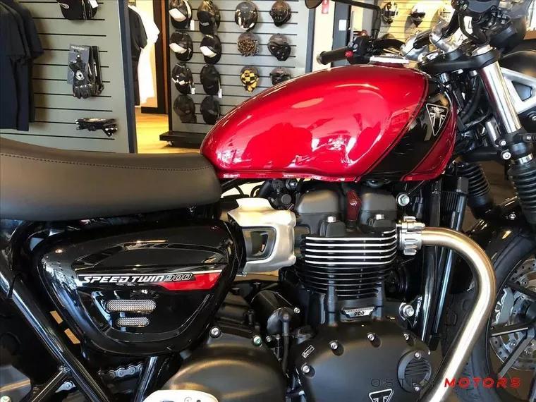 Triumph Speed Twin Vermelho 8