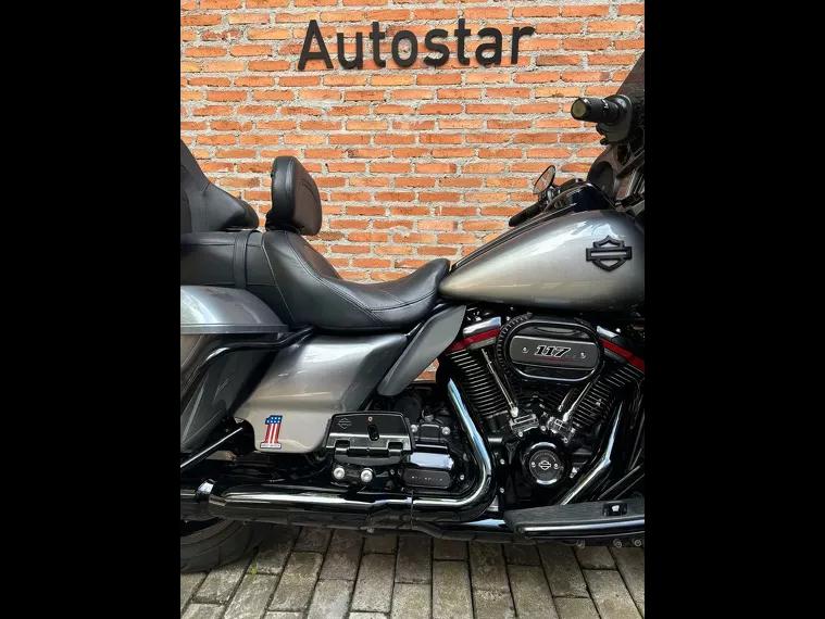 Harley-Davidson Ultra Limited Cinza 4