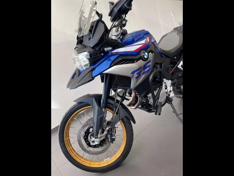 BMW F 850 Azul 8