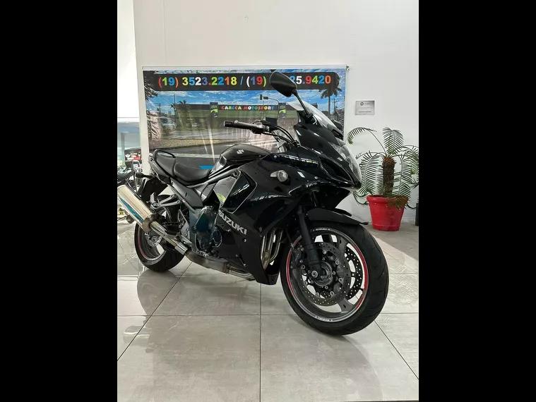 Suzuki GSX Preto 29