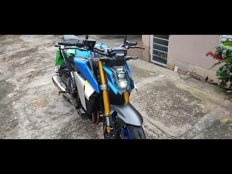 Suzuki GSX-S Azul 12