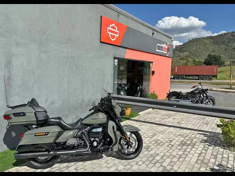 Harley-Davidson Ultra Limited Verde 4