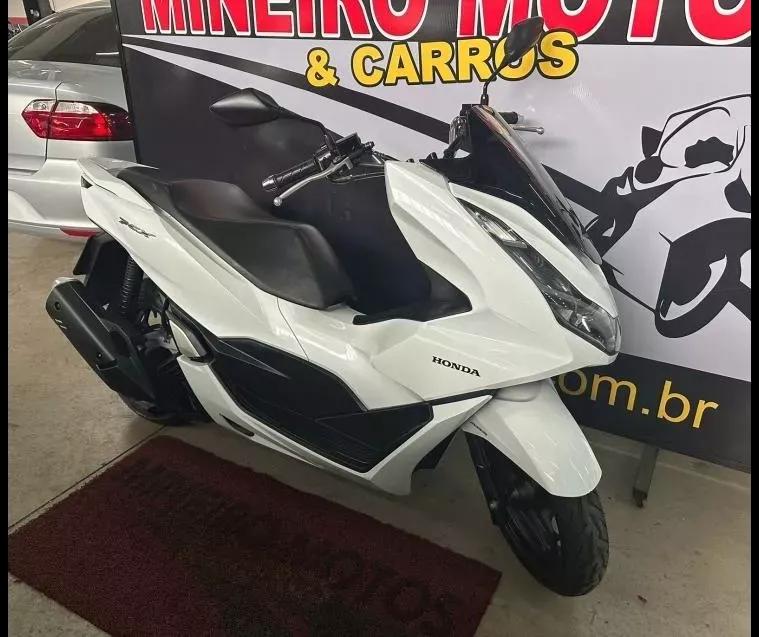 Honda PCX Branco 3