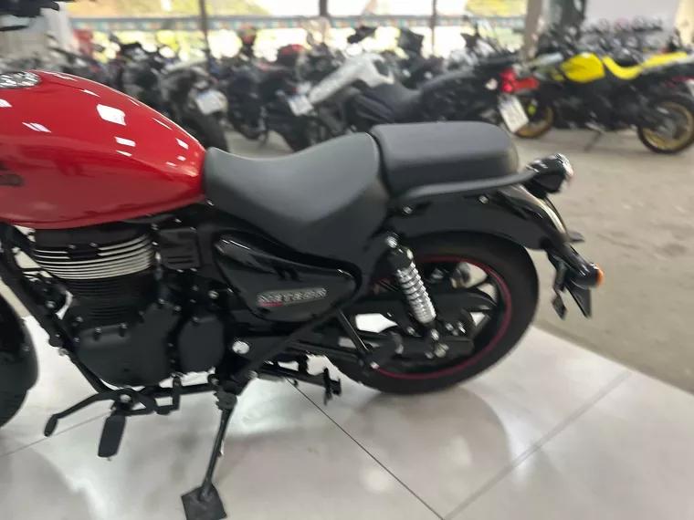 Royal Enfield Meteor Vermelho 12