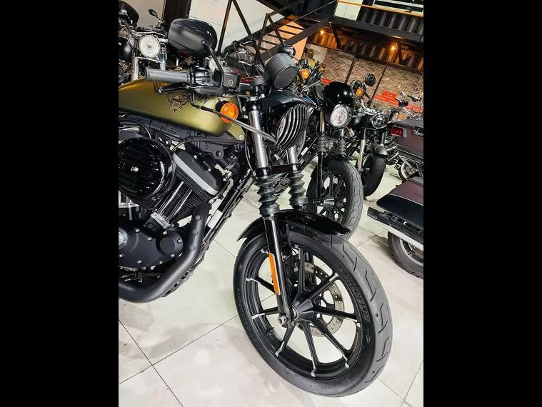 Harley-Davidson Sportster 883 Verde 3