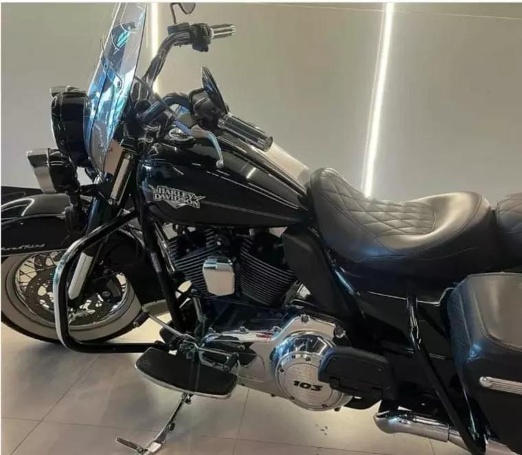 Harley-Davidson Road King Preto 7