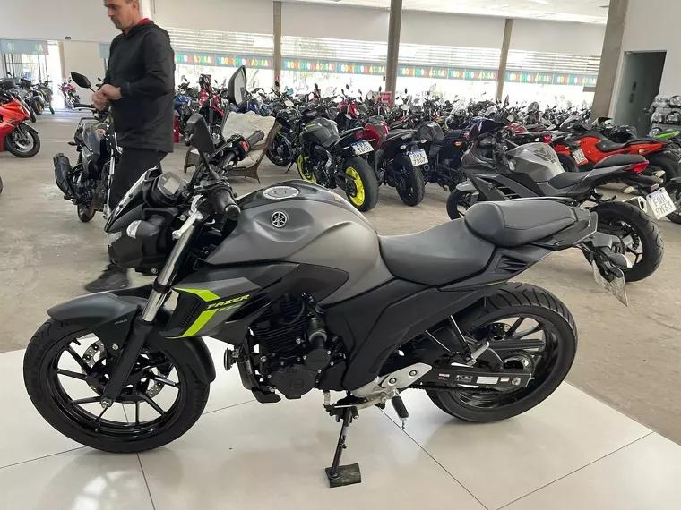 Yamaha Fazer 250 Cinza 14