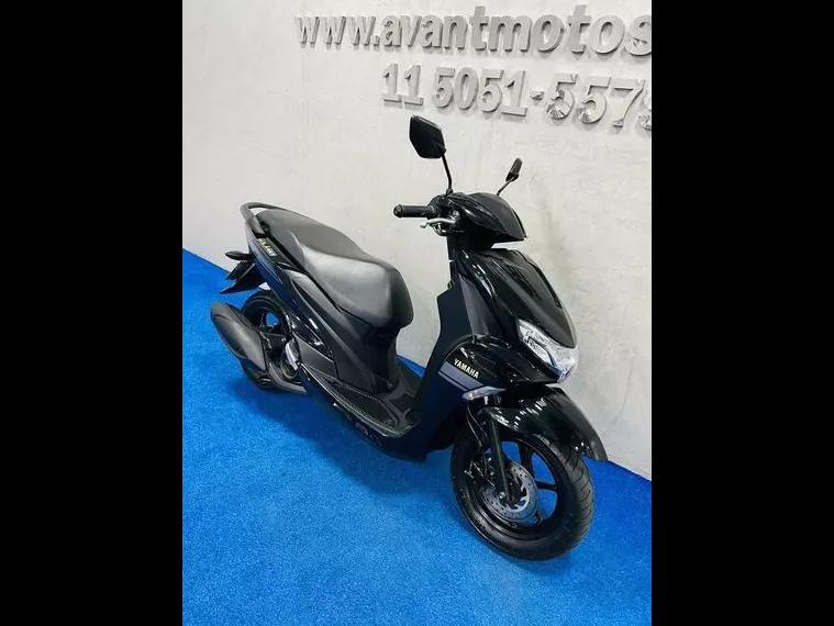 Yamaha Fluo Preto 4